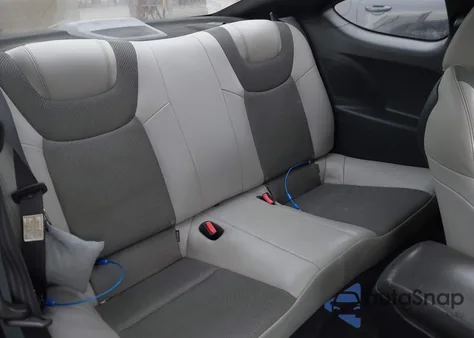 2013 Hyundai Genesis 2.0T Premium z USA, uszkodzony, nr VIN KMHHT6KD4DU097839